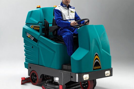 nav ASC Eureka E110 scrubber with man 1