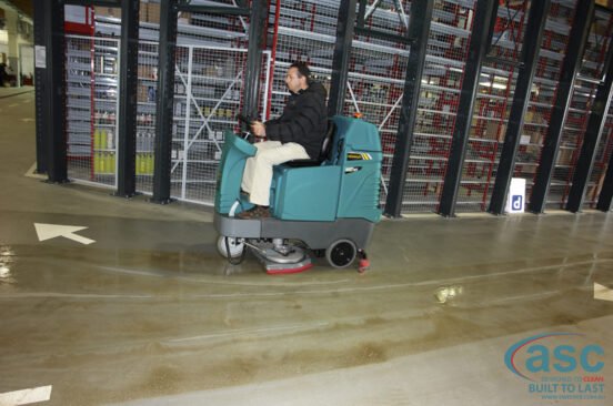 nav ASC Eureka E85 scrubber with man 2
