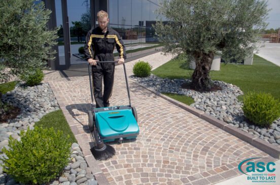 nav ASC Mep Eureka sweeper with man 1