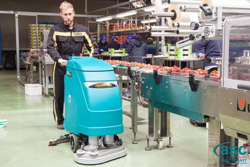 ASC Eureka E61 scrubber with man 3