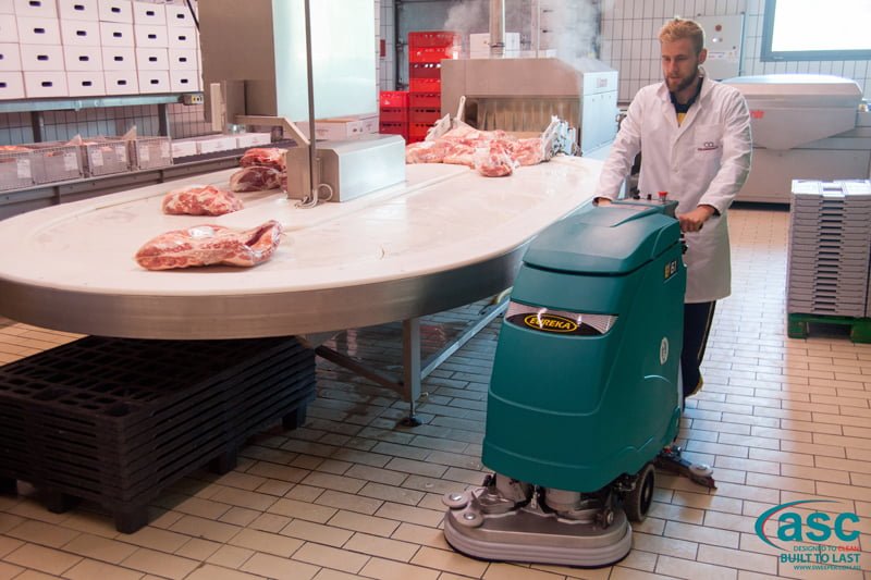 ASC Eureka E61 scrubber with man 4