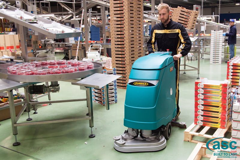 ASC Eureka E61 scrubber with man 1