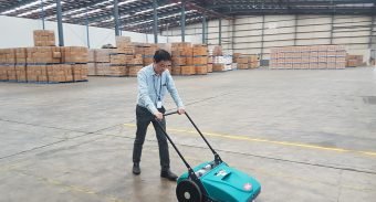 Hong Australia’s Owner John Yee Loves His ASC So Much That He Uses it Himself!