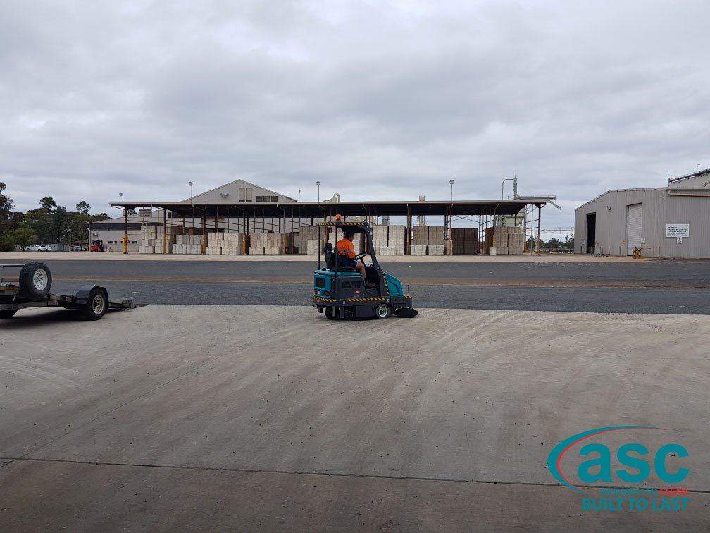 ASC Eureka M6 Sweeper At Olan Cottton's Wearhouse 7