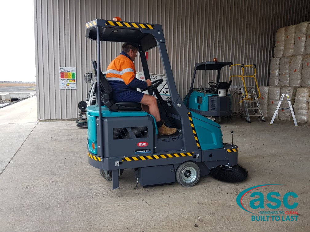 ASC Eureka M6 Sweeper At Olan Cottton's Wearhouse 8