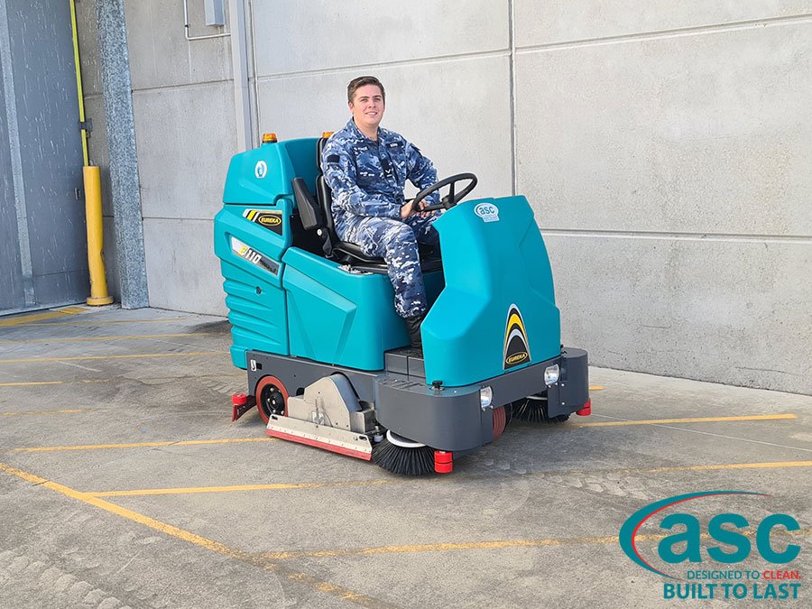 Good Floor scrubber