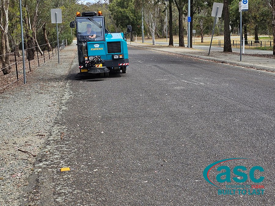 street sweeper machine